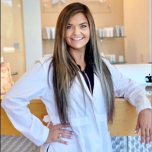 Meet your Posher, Katelyn